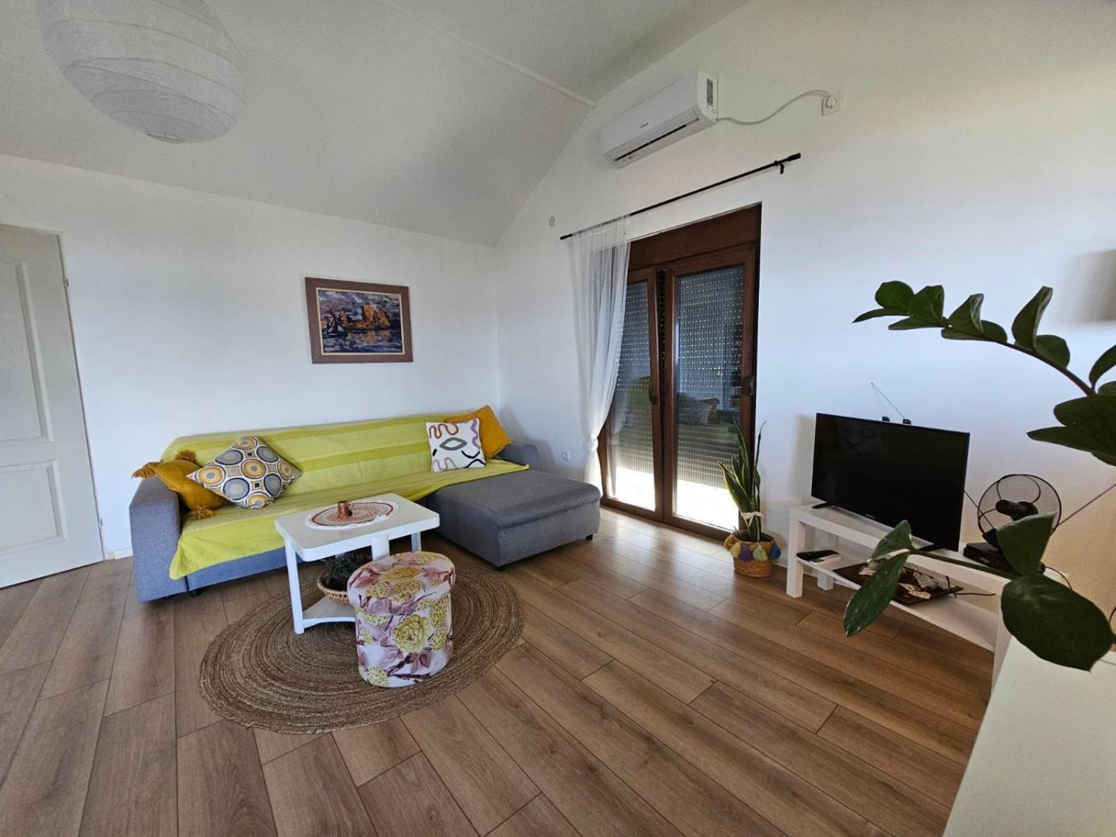 Apartman Snezana Jugovo Смедереве Екстер'єр фото